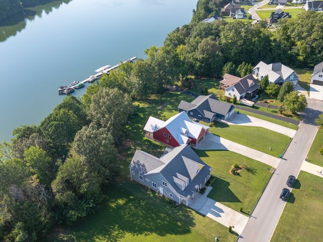 155 Cypress Point Dr, Winchester, TN 37398