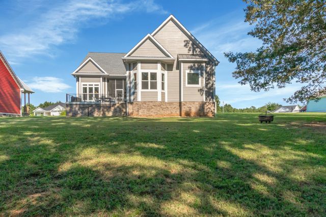 155 Cypress Point Dr, Winchester, TN 37398