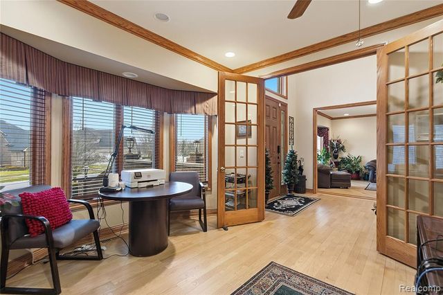 55733 Whitney Court, Shelby Twp, MI 48315