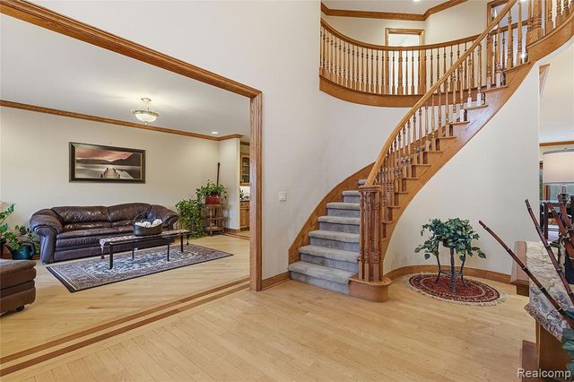 55733 Whitney Court, Shelby Twp, MI 48315