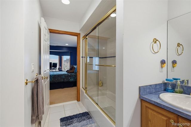 55733 Whitney Court, Shelby Twp, MI 48315