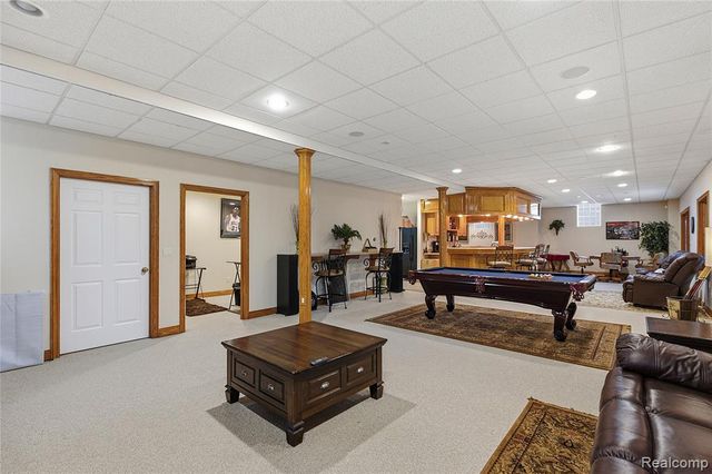 55733 Whitney Court, Shelby Twp, MI 48315