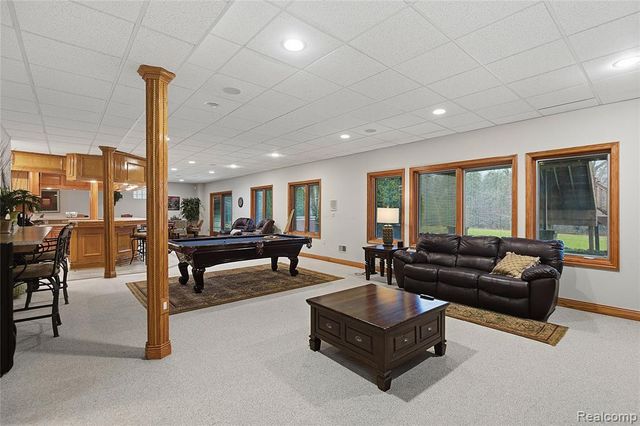 55733 Whitney Court, Shelby Twp, MI 48315