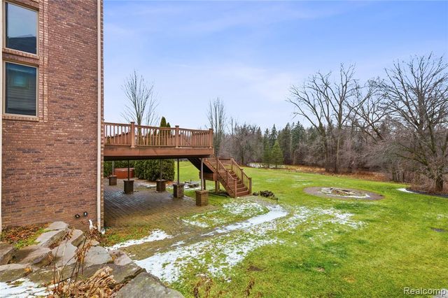 55733 Whitney Court, Shelby Twp, MI 48315