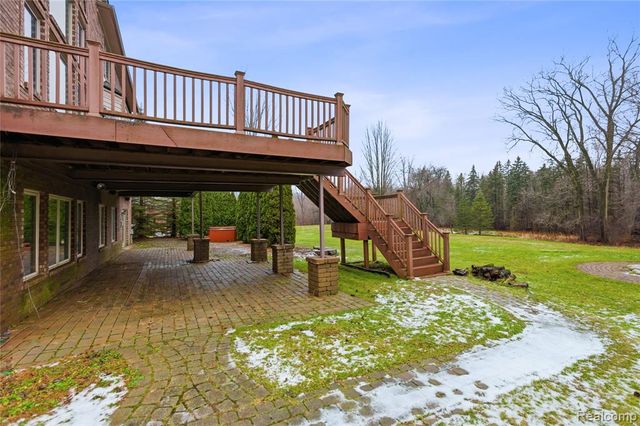 55733 Whitney Court, Shelby Twp, MI 48315