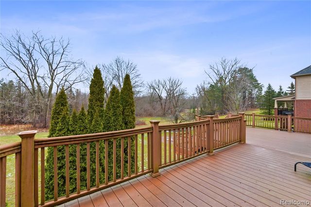 55733 Whitney Court, Shelby Twp, MI 48315