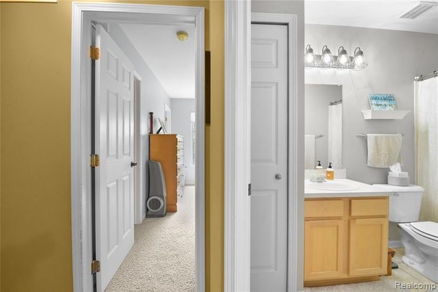 29229 Hunter Court, Trenton, MI 48183
