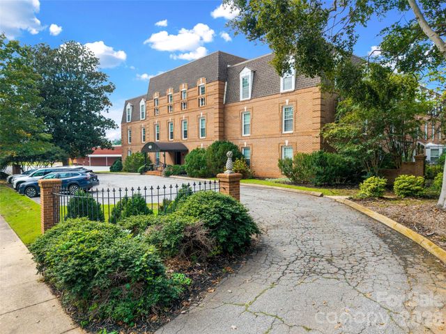 300 N Fulton Street 24, Salisbury, NC 28144