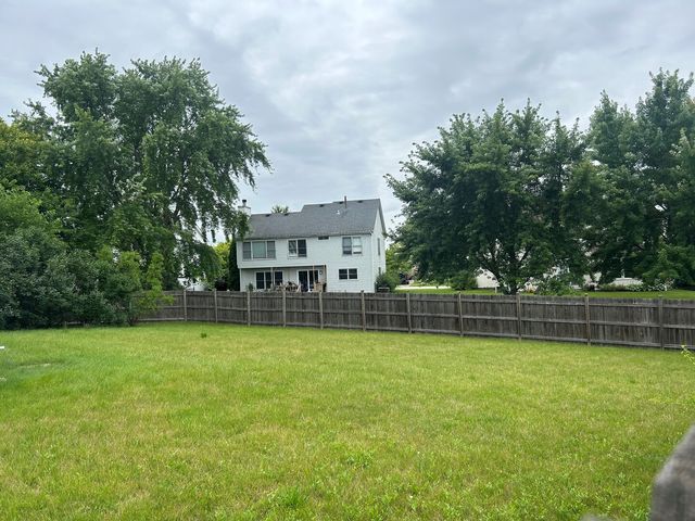 1605 Fox Field Drive, Belvidere, IL 61008
