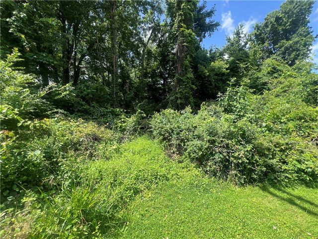 157 Plum St, Plum Boro, PA 15239