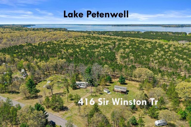 416 Sir Winston Trail, Nekoosa, WI 54457