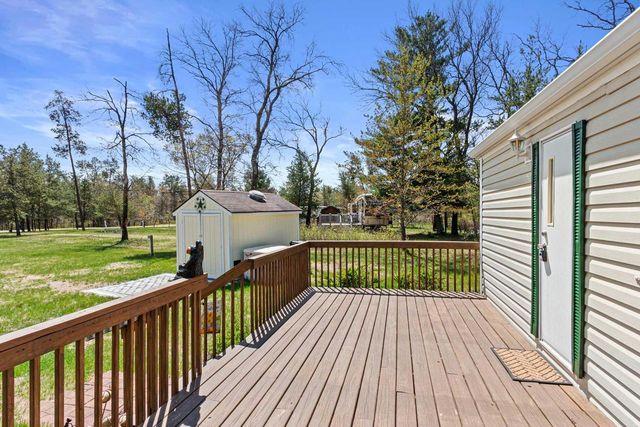 416 Sir Winston Trail, Nekoosa, WI 54457