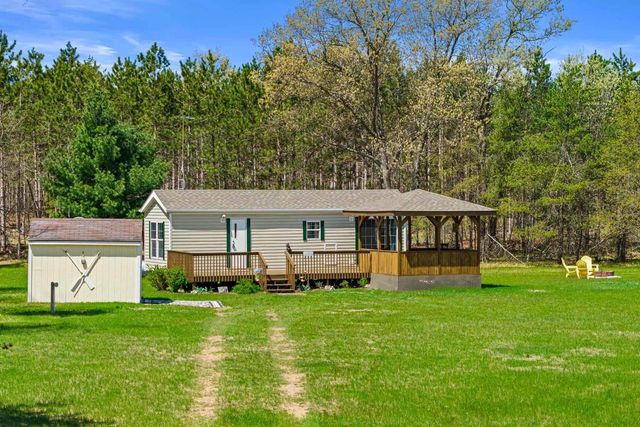 416 Sir Winston Trail, Nekoosa, WI 54457