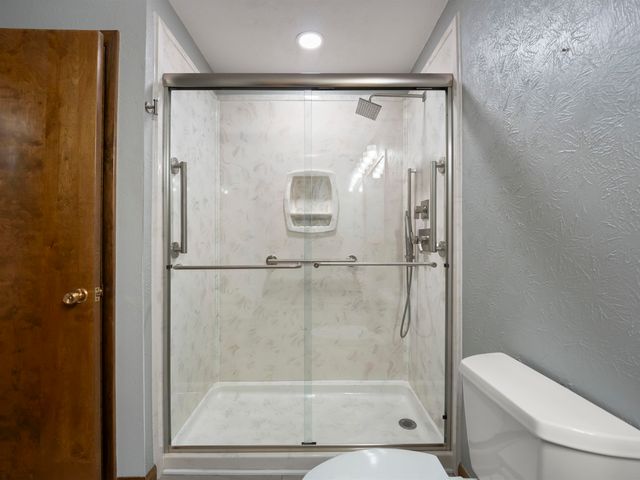 33 Marilyn Road, Scott Depot, WV 25560