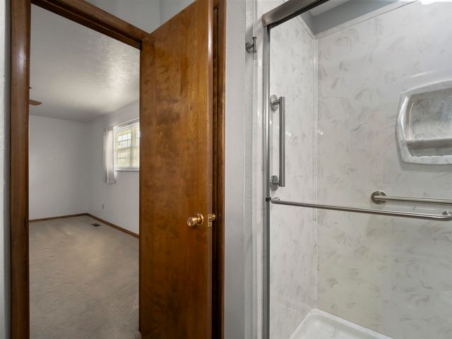 33 Marilyn Road, Scott Depot, WV 25560