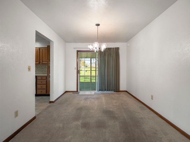 33 Marilyn Road, Scott Depot, WV 25560