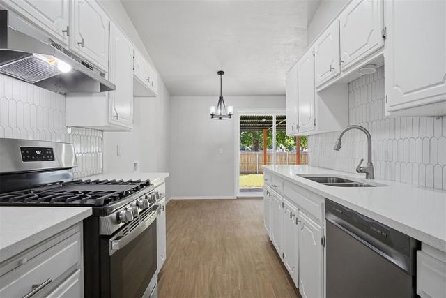 3233 Chetwood Drive, Del City, OK 73115