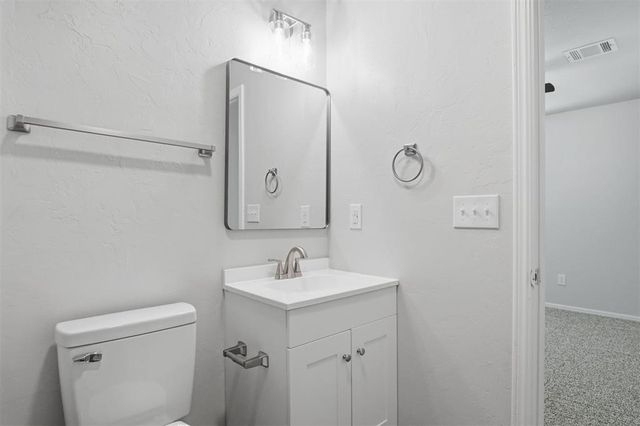 3233 Chetwood Drive, Del City, OK 73115