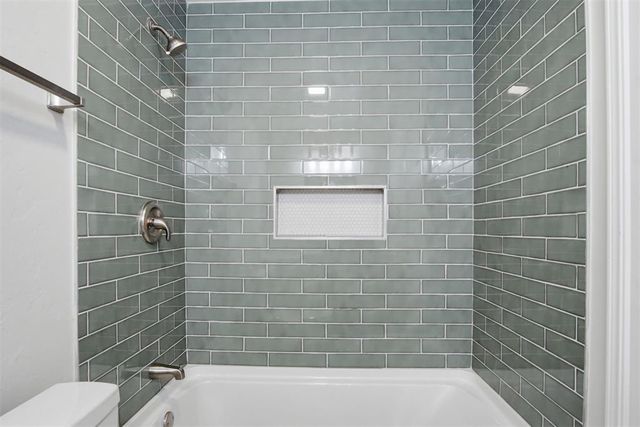 3233 Chetwood Drive, Del City, OK 73115