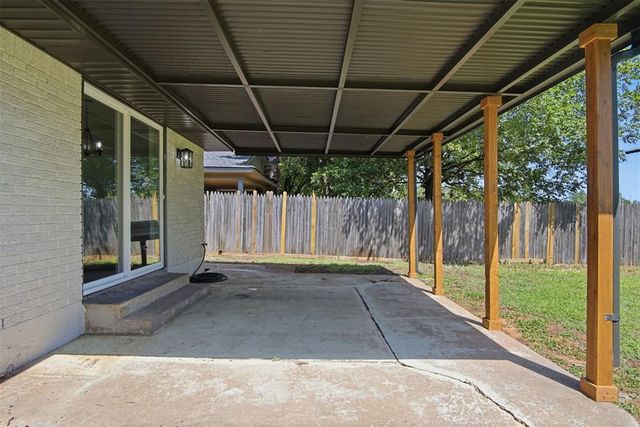 3233 Chetwood Drive, Del City, OK 73115