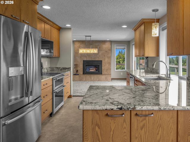 26309 Sw VANDERSCHUERE Rd, Hillsboro, OR 97123