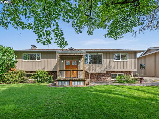 26309 Sw VANDERSCHUERE Rd, Hillsboro, OR 97123