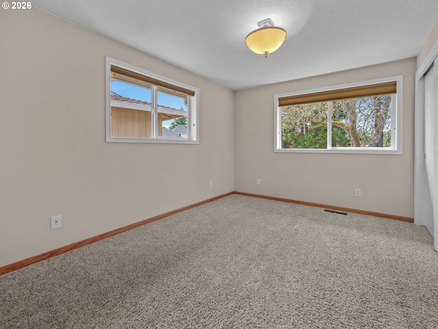 26309 Sw VANDERSCHUERE Rd, Hillsboro, OR 97123