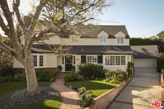 11611 Terryhill Place, Los Angeles, CA 90049