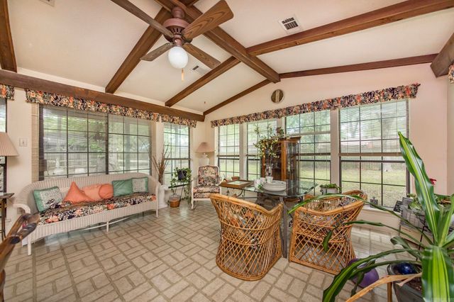 203 Cottonwood Drive, England, AR 72046