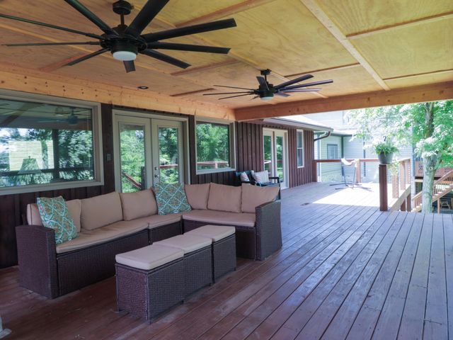 251 Herrington Woods, Harrodsburg, KY 40330