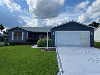 435 SANTA CLARA CIRCLE, Lady Lake, FL 32159
