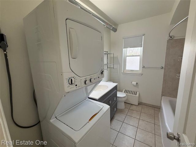 24720 Michigan Ave, Dearborn, MI 48124