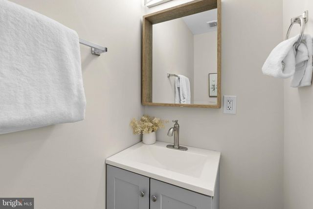 3111 FOSTER AVE, Baltimore, MD 21224