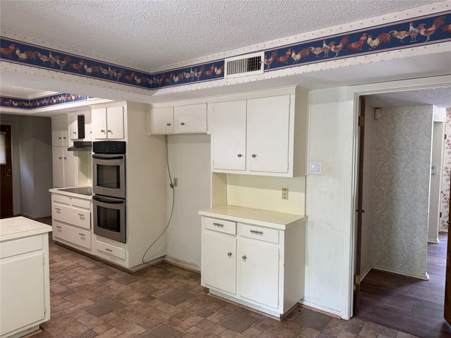 804 Carroll Drive, Garland, TX 75041