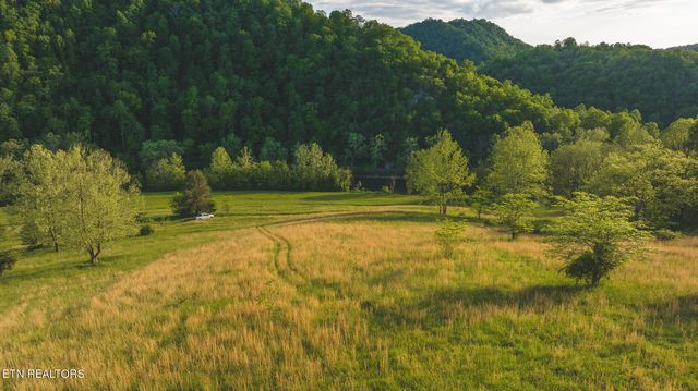 12R Big Springs Rd, Eidson, TN 37731