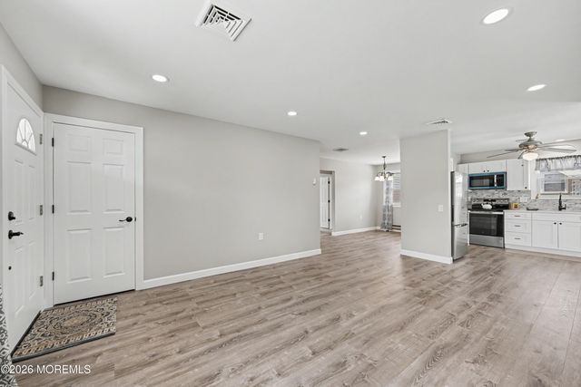 20 Hummingbird Lane 73, Whiting, NJ 08759