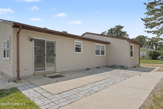 20 Hummingbird Lane 73, Whiting, NJ 08759
