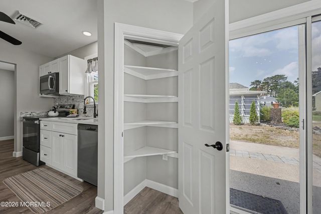20 Hummingbird Lane 73, Whiting, NJ 08759