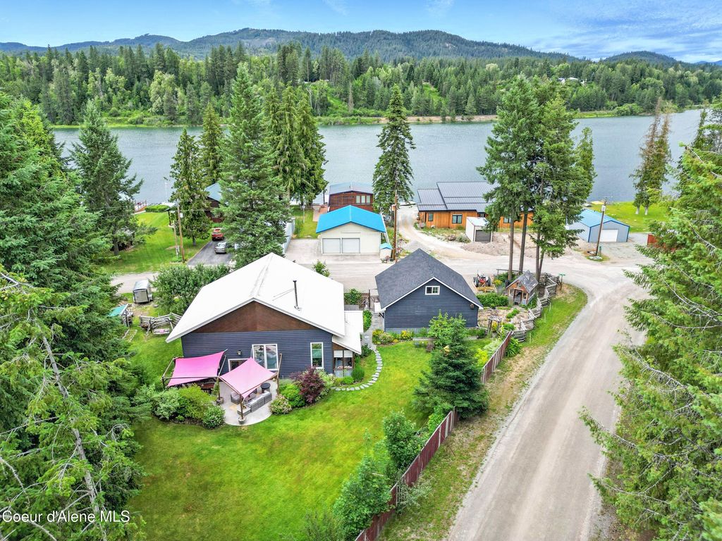 80 Half Cir, Priest River, ID 83856