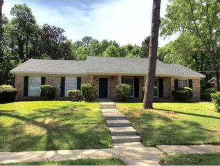 6225 Parkwood Drive W, Mobile, AL 36608