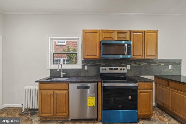 39 MAPLE AVE, Trenton, NJ 08618