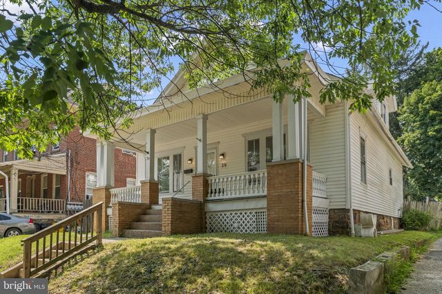 39 MAPLE AVE, Trenton, NJ 08618