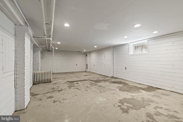 39 MAPLE AVE, Trenton, NJ 08618