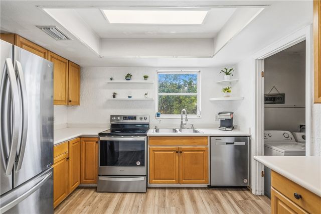 250 20th Avenue SW, Vero Beach, FL 32962