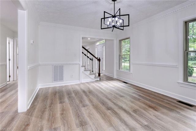103 Osprey PT, Yorktown, VA 23692