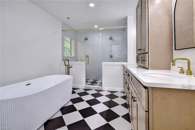 103 Osprey PT, Yorktown, VA 23692