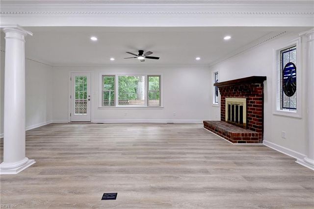 103 Osprey PT, Yorktown, VA 23692