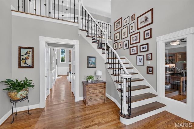 1688 Frontenac Woods Lane, Frontenac, MO 63131
