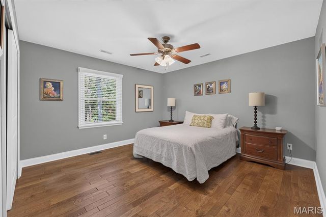 1688 Frontenac Woods Lane, Frontenac, MO 63131