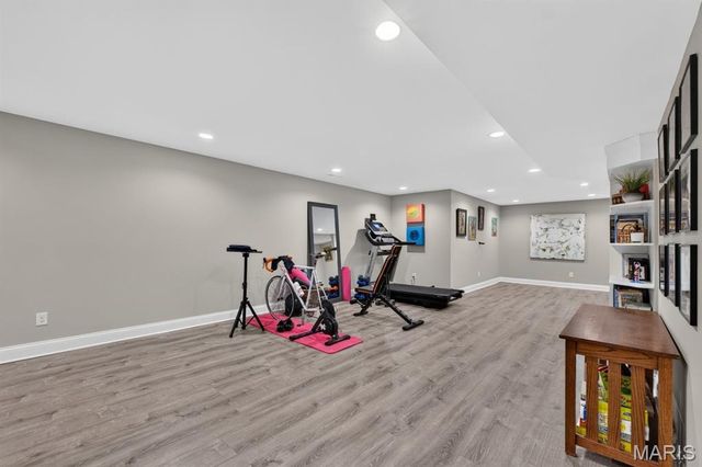 1688 Frontenac Woods Lane, Frontenac, MO 63131